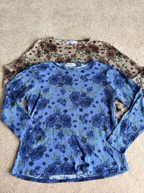 Liberty Lane Rose Print Long Sleeve Top Bundle (2 Pieces) – Size Large
